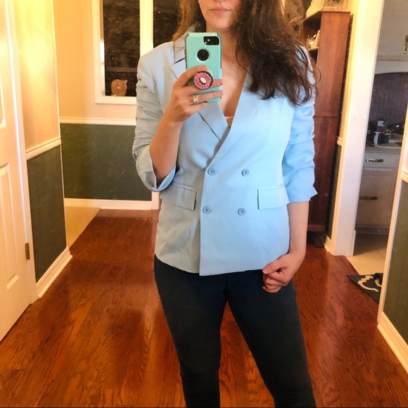 Blogger favorite ASOS ruched sleeve blazer - Picture 6 of 12